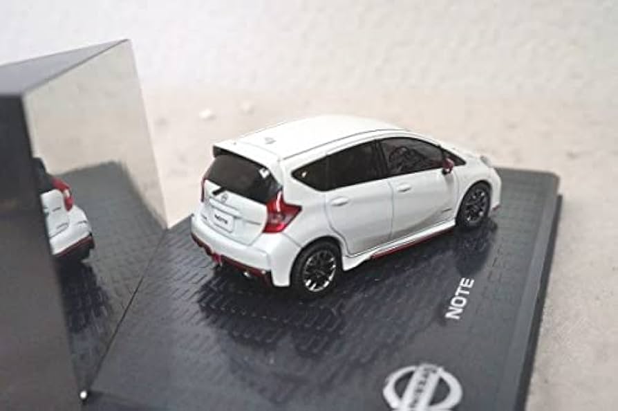 Amazon | 日産 ノート nismo 1/43 ミニカー ニスモ 白